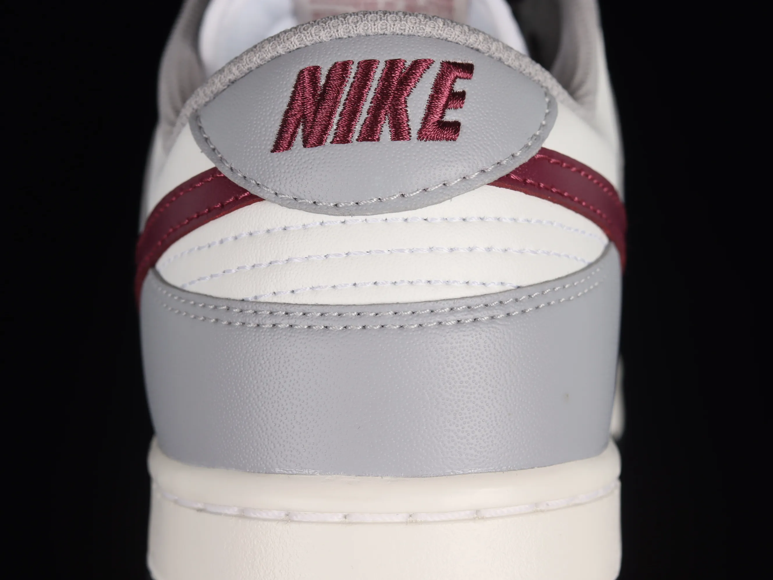All categories Nk SB Dunk series Nk SB Dunk Low low-top sneakers Nk Dunk Low "Grey White" gray burgundy low-top retro sports and leisure sneakers DD1503-122